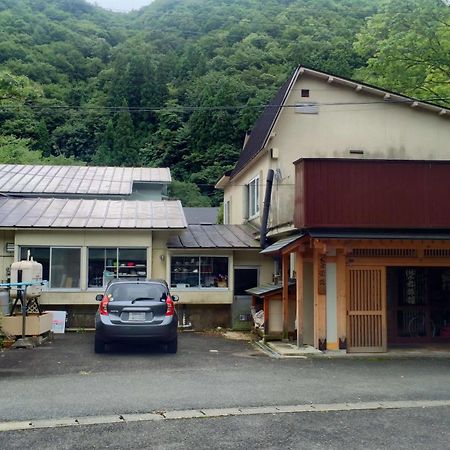 Onsen Minshuku Sakaeya Hotell Shizukuishi Exteriör bild