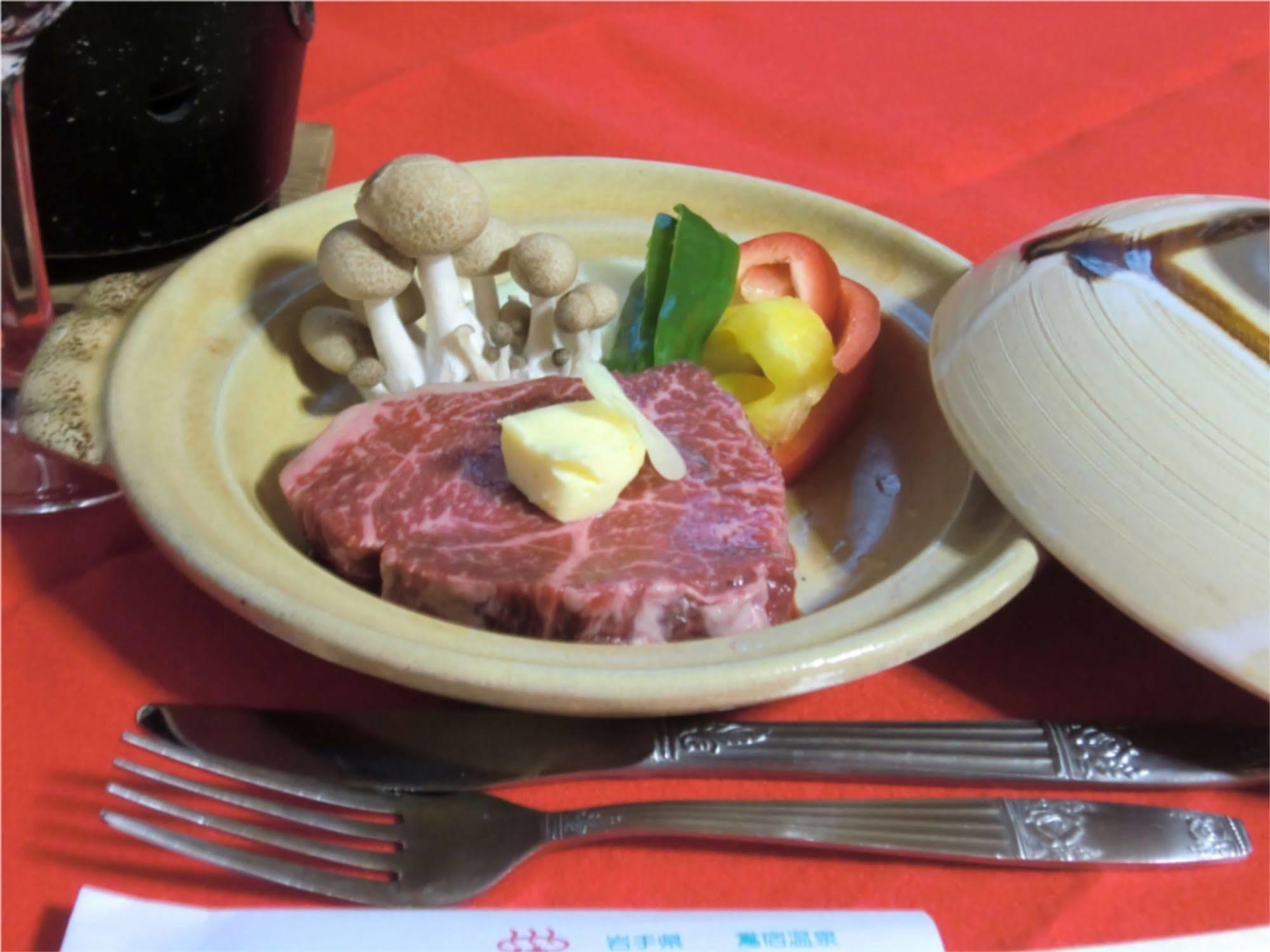 Onsen Minshuku Sakaeya Hotell Shizukuishi Exteriör bild