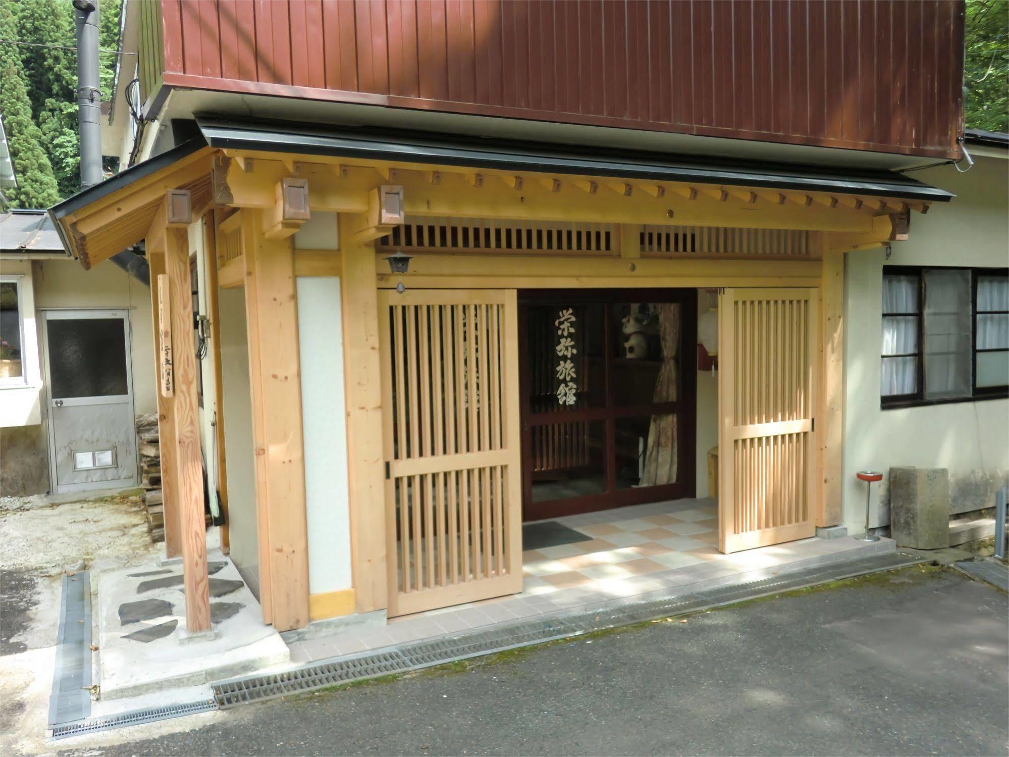 Onsen Minshuku Sakaeya Hotell Shizukuishi Exteriör bild